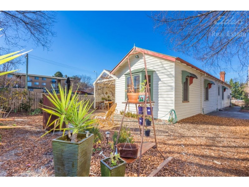 25 Campbell Street, Queanbeyan NSW 2620
