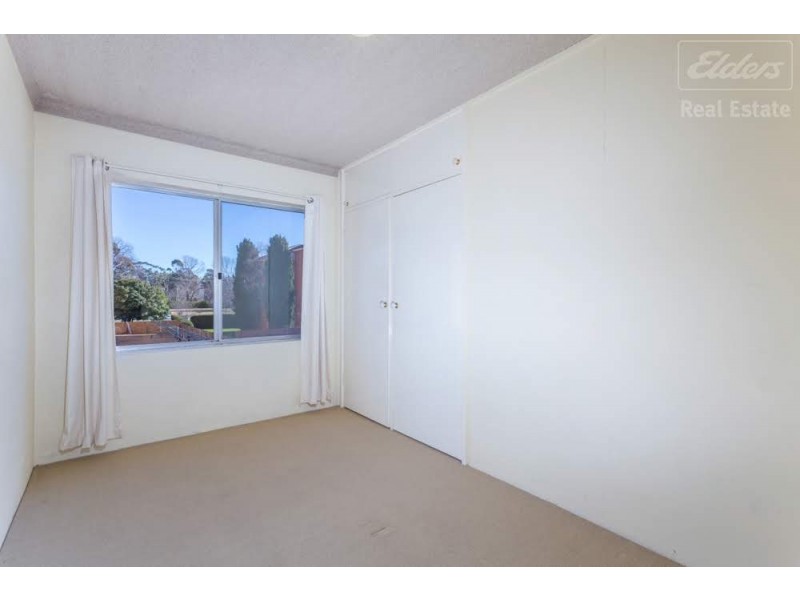 2/2 Booth Street, Queanbeyan East NSW 2620