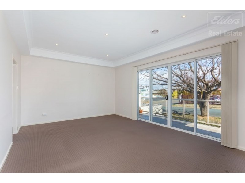 1/26 Carrington Street, Queanbeyan East NSW 2620