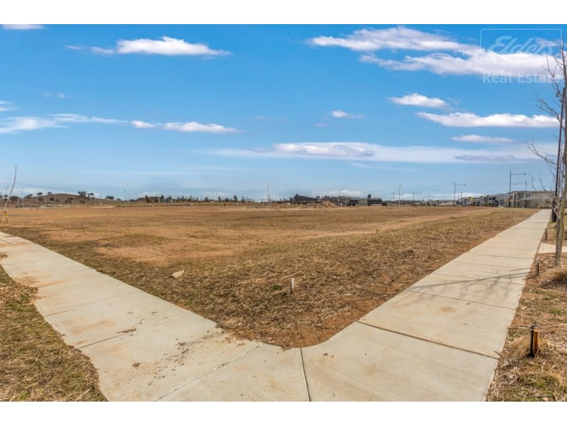 174 Gorman Drive, Googong NSW 2620