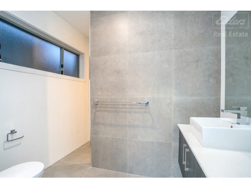 81 Hearne Street, Googong NSW 2620