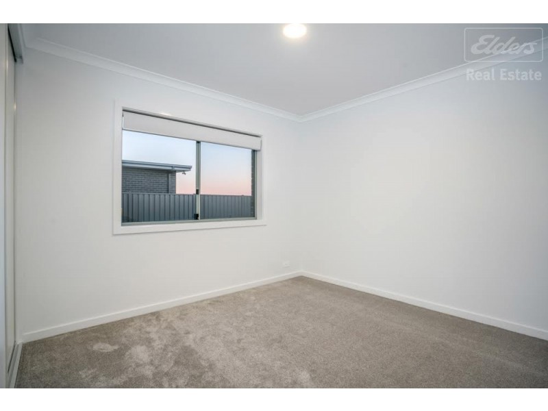 81 Hearne Street, Googong NSW 2620