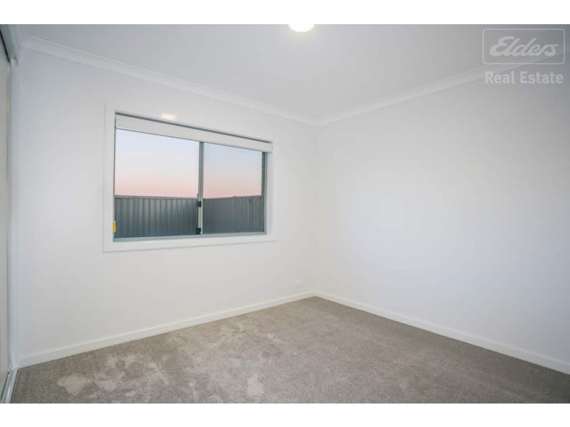 81 Hearne Street, Googong NSW 2620