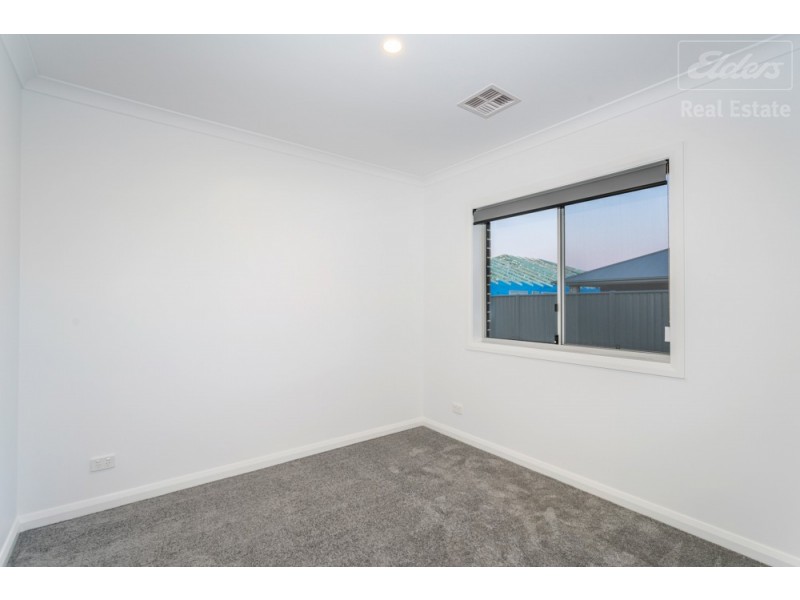 63 Hearne Street, Googong NSW 2620