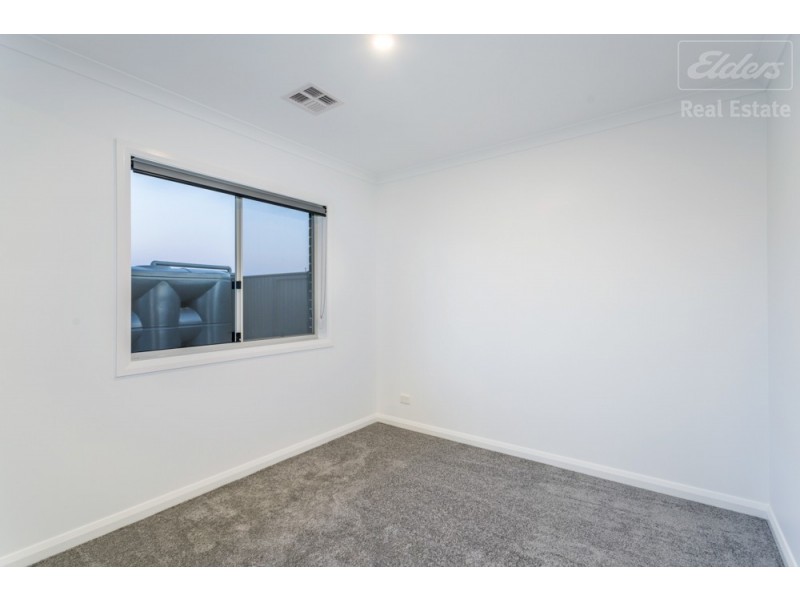 63 Hearne Street, Googong NSW 2620