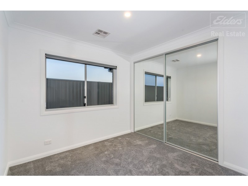 63 Hearne Street, Googong NSW 2620