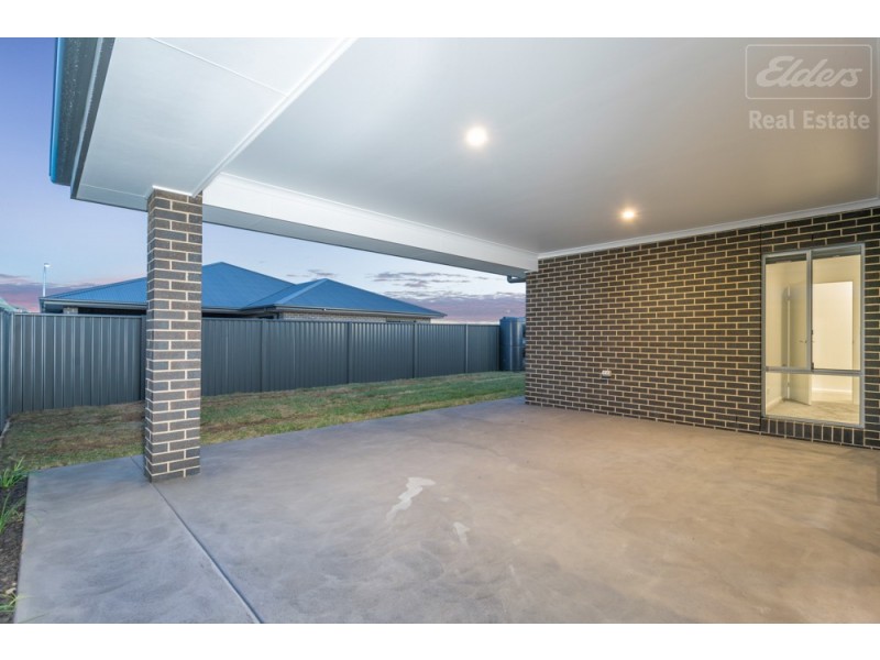 63 Hearne Street, Googong NSW 2620