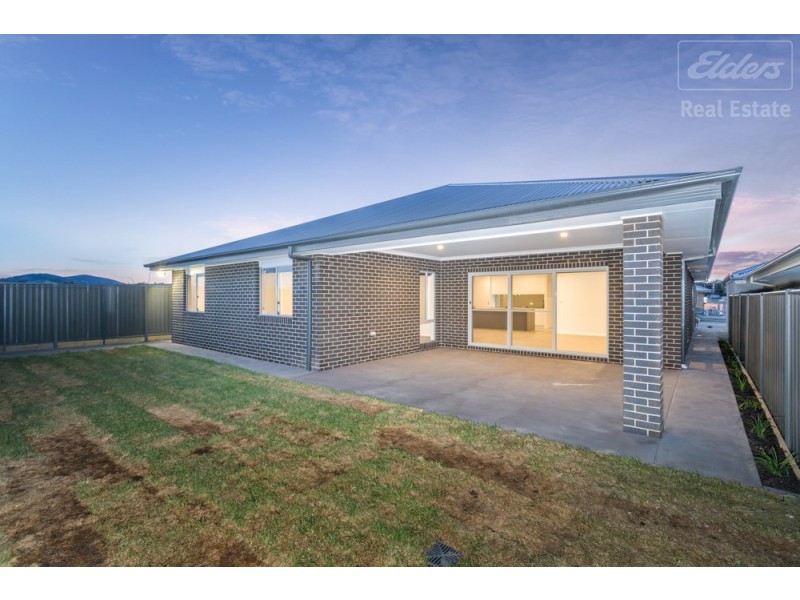 63 Hearne Street, Googong NSW 2620