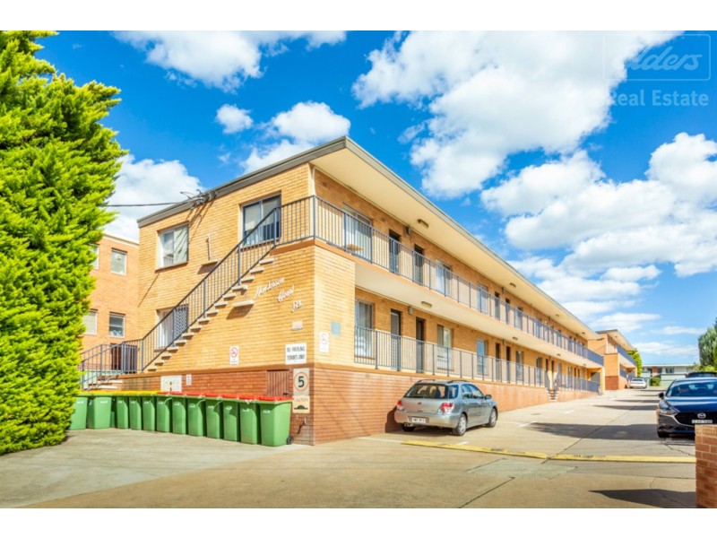 16/124 Henderson Road, Crestwood NSW 2620