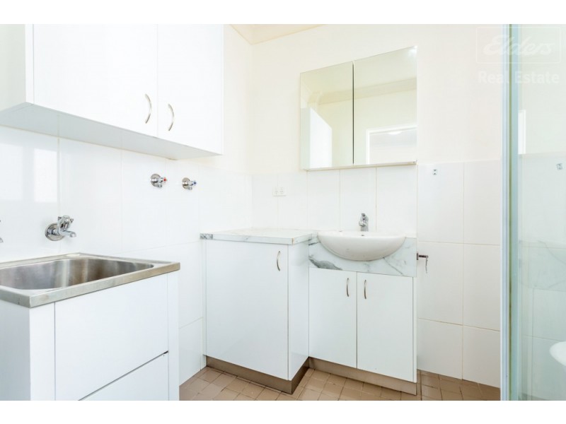 16/124 Henderson Road, Crestwood NSW 2620