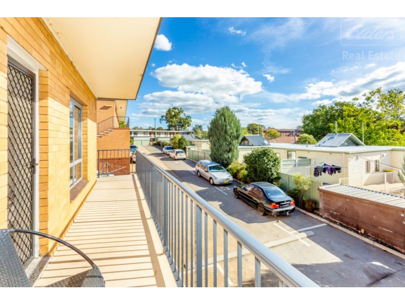 16/124 Henderson Road, Crestwood NSW 2620