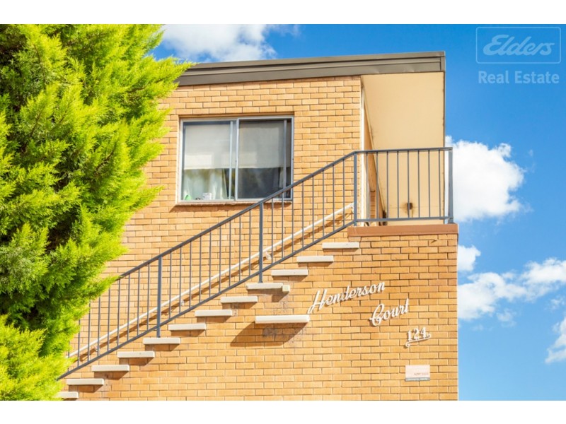 16/124 Henderson Road, Crestwood NSW 2620