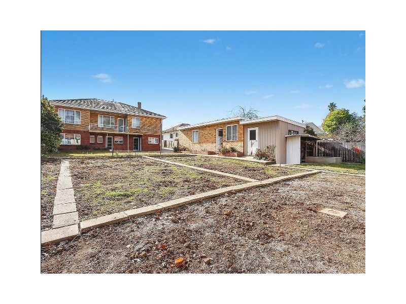 6 Blackall Avenue, Crestwood NSW 2620