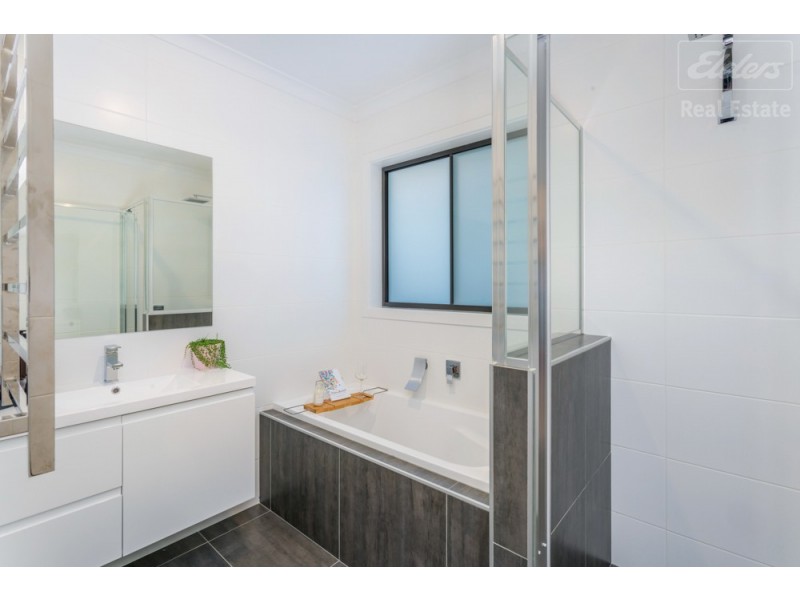 19 Insley Street, Googong NSW 2620