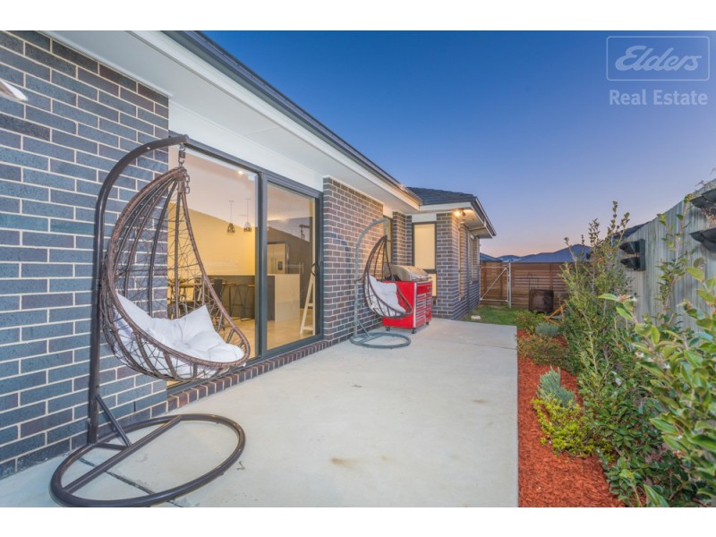 19 Insley Street, Googong NSW 2620