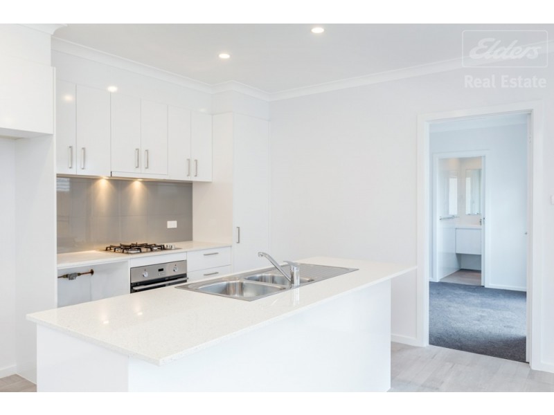 12 Ridings Road, Googong NSW 2620