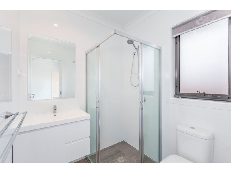 12 Ridings Road, Googong NSW 2620