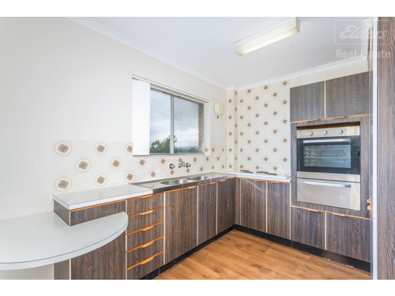 8/3-5 Davison Street, Queanbeyan West NSW 2620