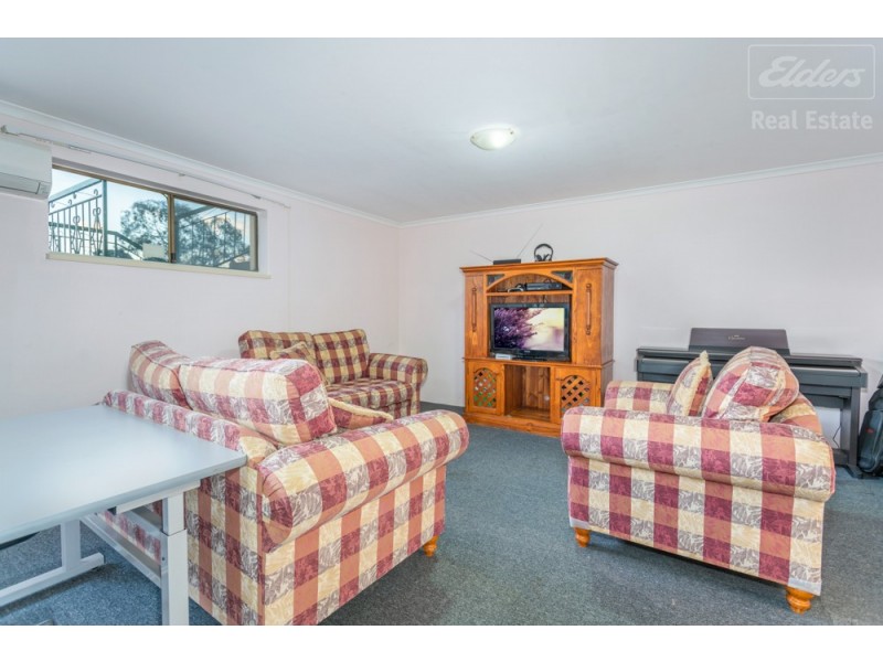 26 Naylor Street, Crestwood NSW 2620