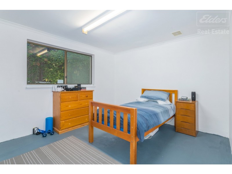 26 Naylor Street, Crestwood NSW 2620