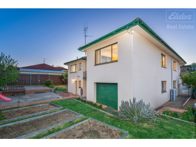 26 Naylor Street, Crestwood NSW 2620