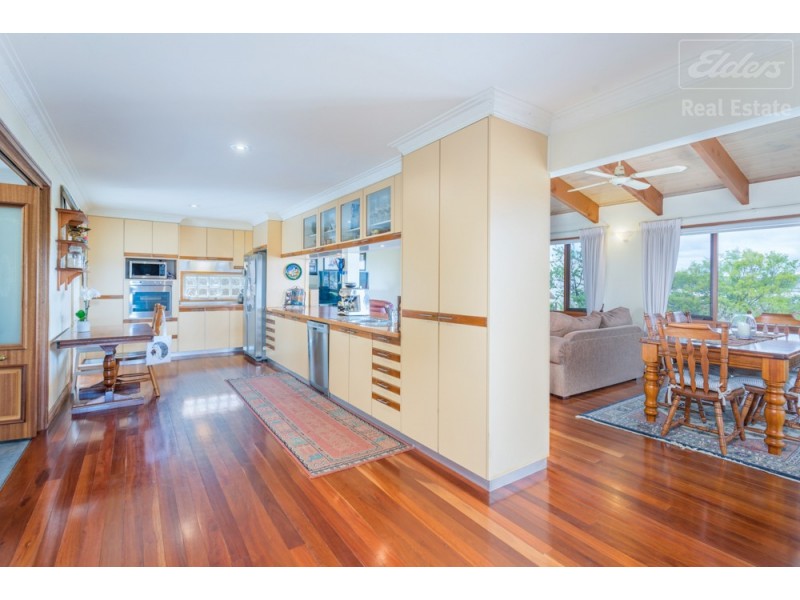 7 Rowley Place, Crestwood NSW 2620