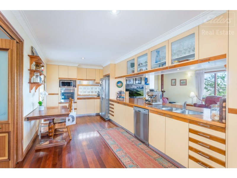 7 Rowley Place, Crestwood NSW 2620