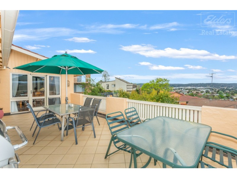 7 Rowley Place, Crestwood NSW 2620