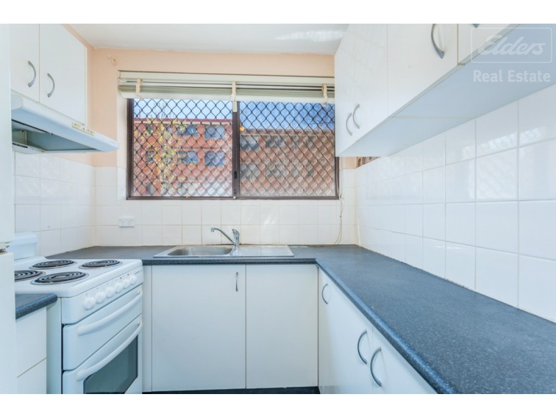 8/3 Mowatt Street, Queanbeyan East NSW 2620