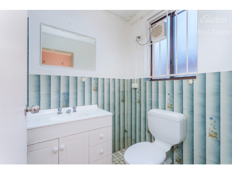 8/3 Mowatt Street, Queanbeyan East NSW 2620