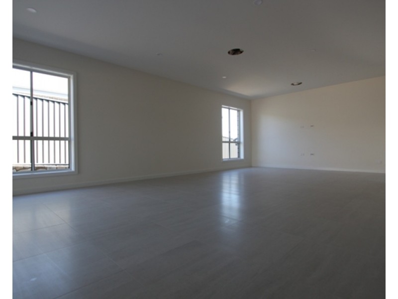 60 Percival Road, Googong NSW 2620