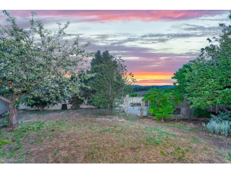 14 Kinkora Place, Crestwood NSW 2620