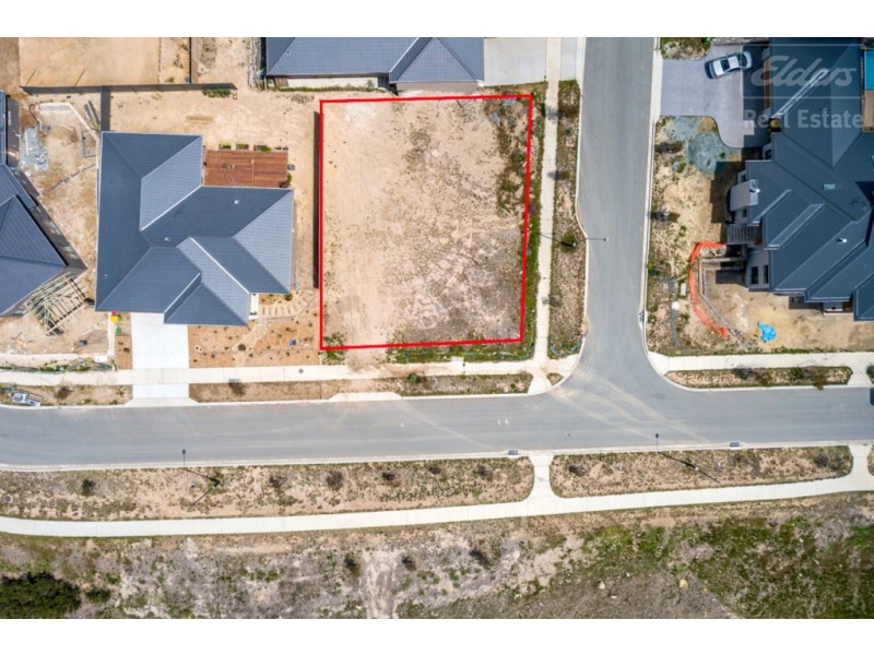 14 Leon Street, Googong NSW 2620