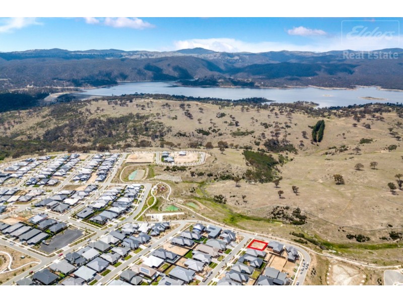 14 Leon Street, Googong NSW 2620