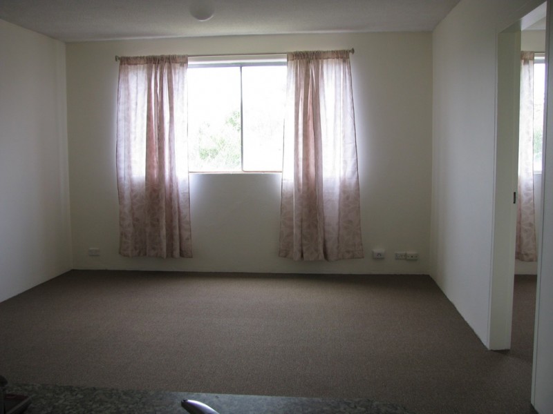 2/67 Derrima Road, Queanbeyan NSW 2620