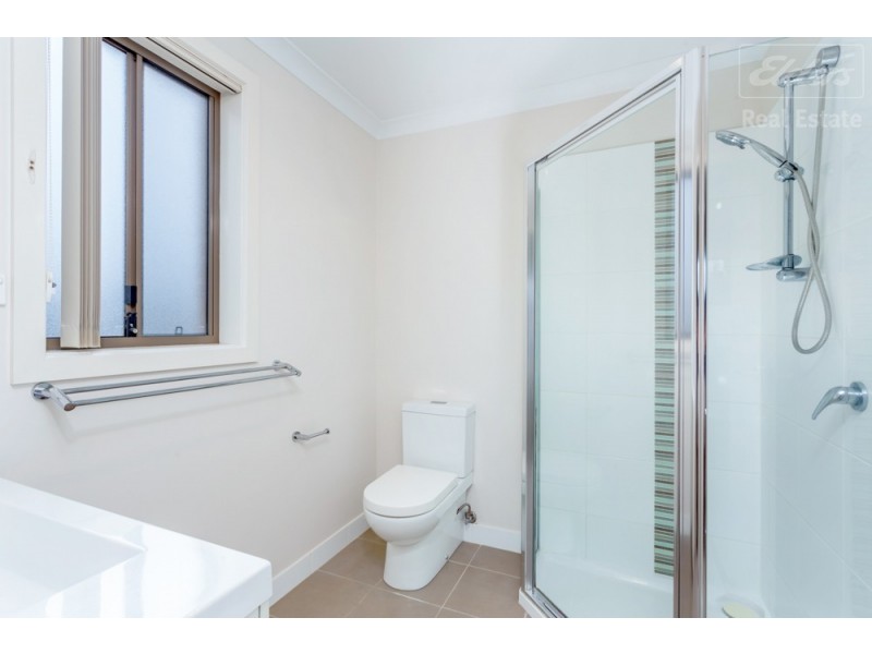 4/26 Carrington Street, Queanbeyan East NSW 2620