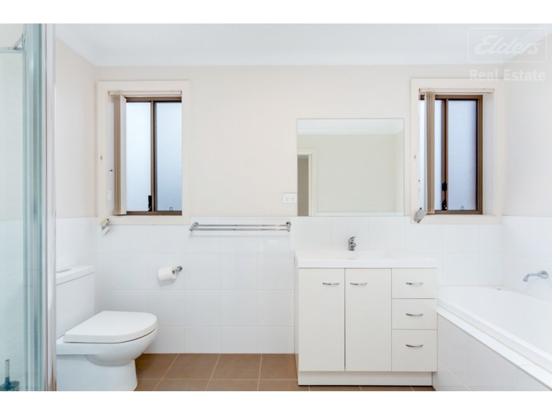 4/26 Carrington Street, Queanbeyan East NSW 2620