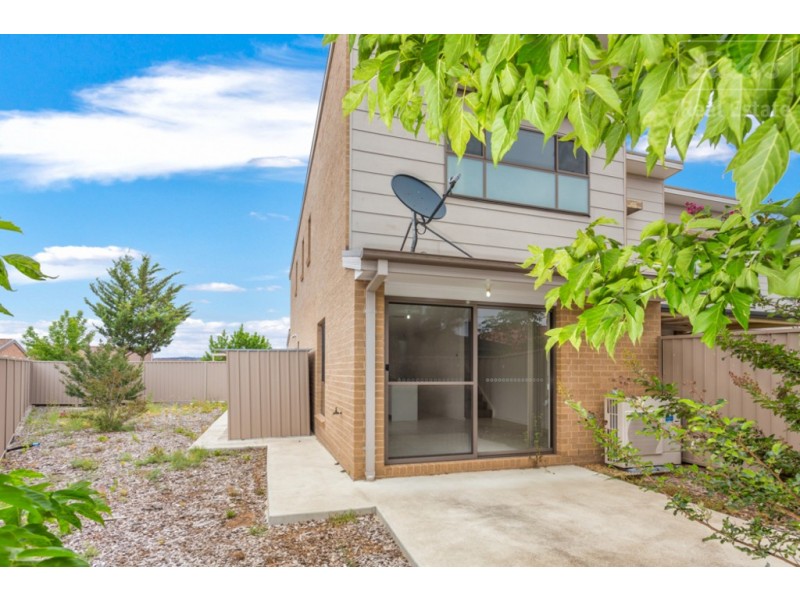 4/26 Carrington Street, Queanbeyan East NSW 2620