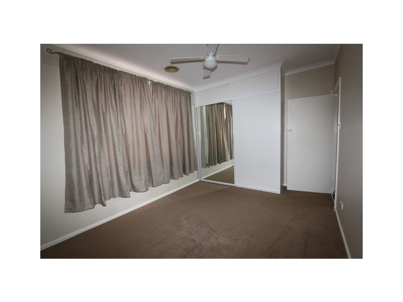 11 Hillbar Street, Queanbeyan NSW 2620