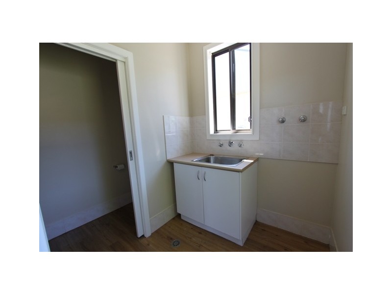 11 Hillbar Street, Queanbeyan NSW 2620