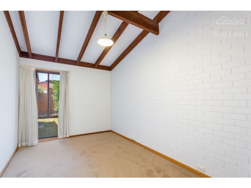 4/3 Hakea Street, Karabar NSW 2620