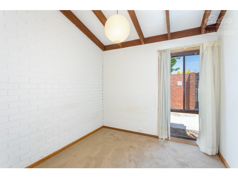 4/3 Hakea Street, Karabar NSW 2620