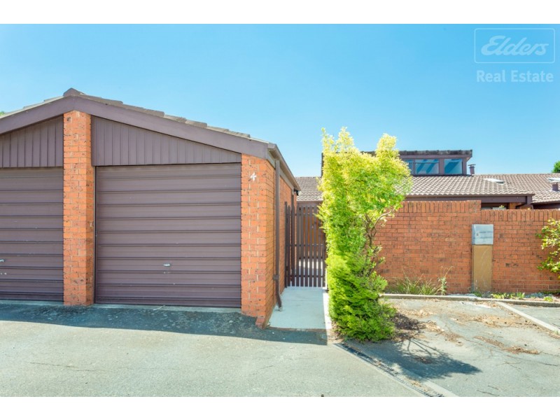 4/3 Hakea Street, Karabar NSW 2620