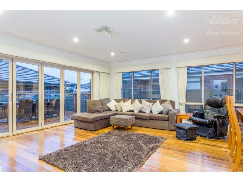 32 Rockley Parade, Googong NSW 2620