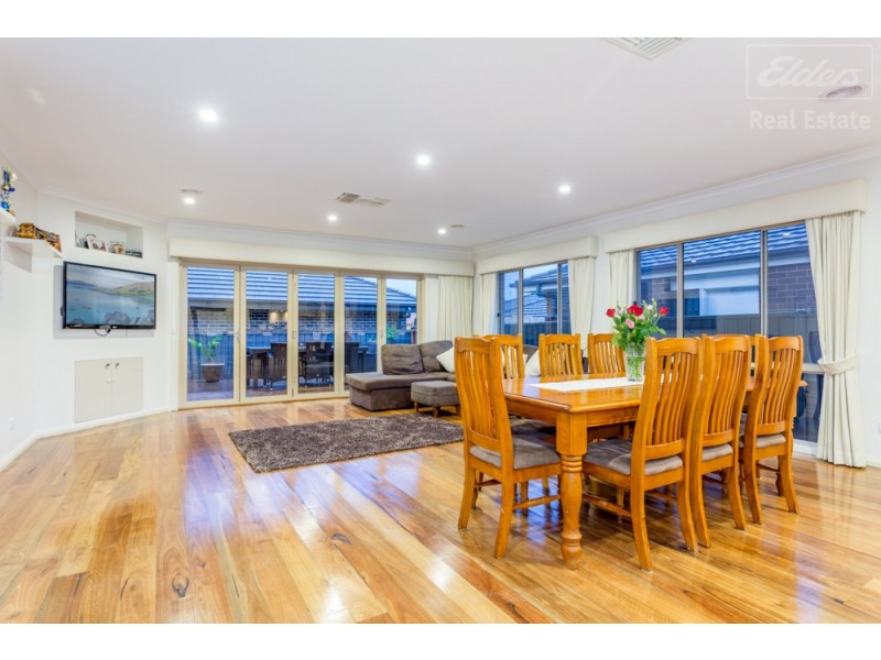 32 Rockley Parade, Googong NSW 2620