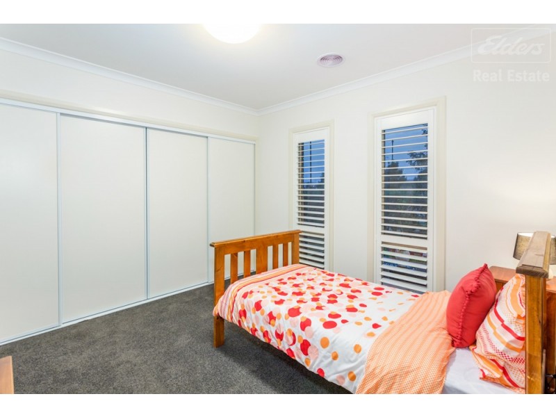 32 Rockley Parade, Googong NSW 2620