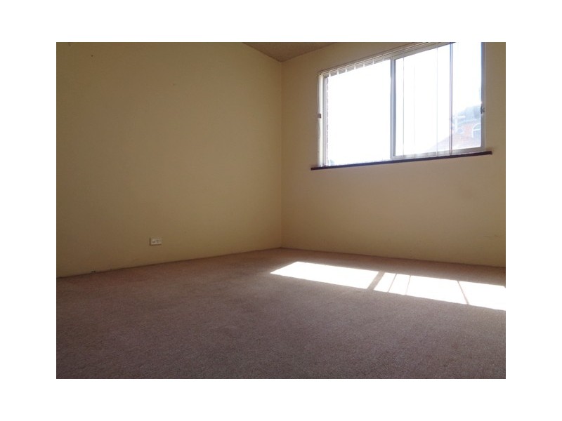 11/30 Trinculo Place, Queanbeyan NSW 2620