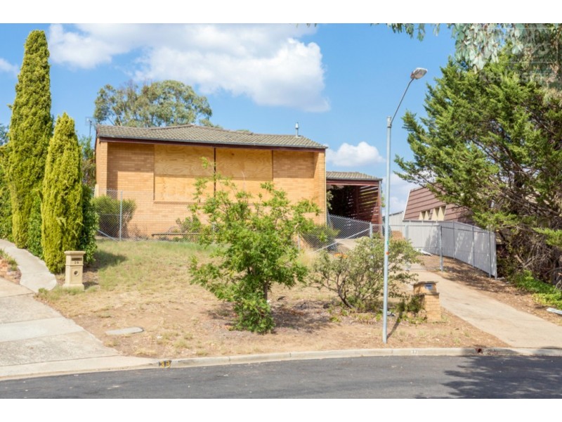 37 Ullamulla Crescent, Karabar NSW 2620