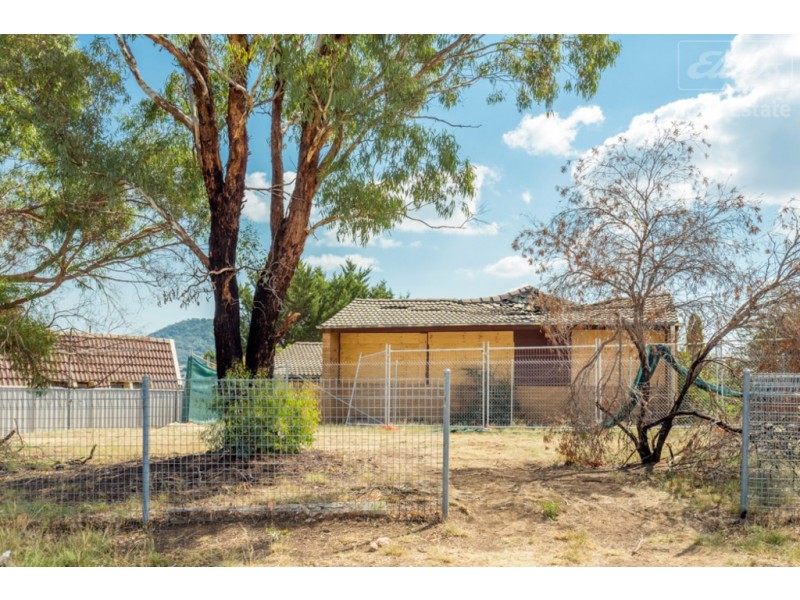 37 Ullamulla Crescent, Karabar NSW 2620