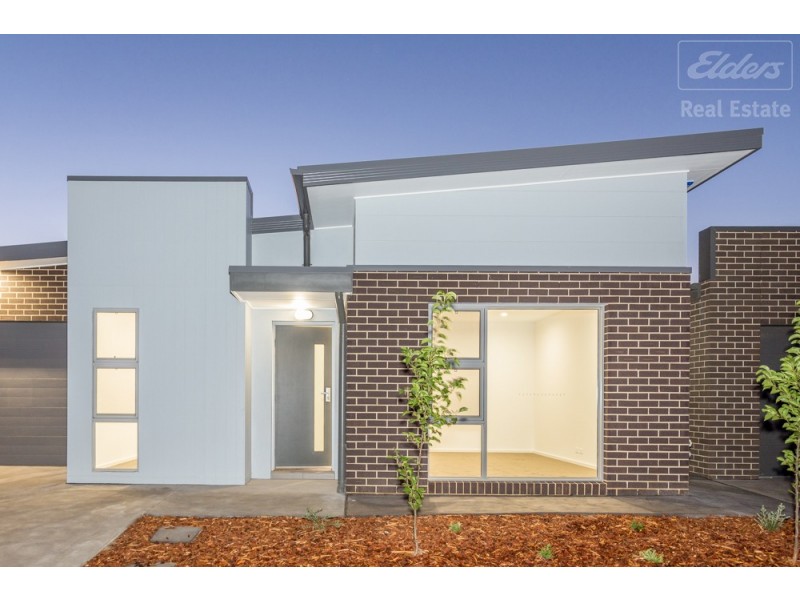 34 Zealie Bend, Googong NSW 2620